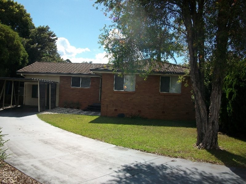 6 Janet Court, Wilsonton QLD 4350