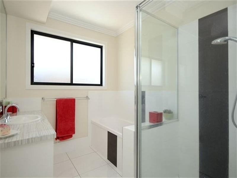 14 Lanagan Court, Middle Ridge QLD 4350