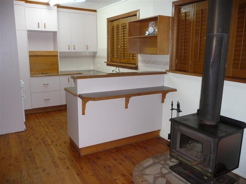 6 Vacy Street, Newtown QLD 4350