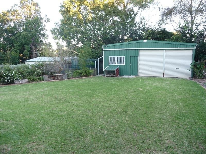 6 Vacy Street, Newtown QLD 4350