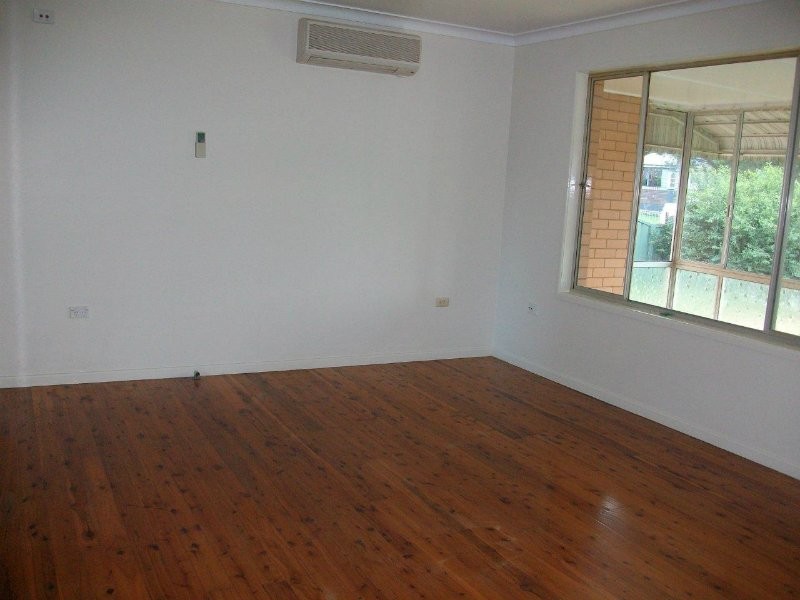 44 Cay Street, Newtown QLD 4350