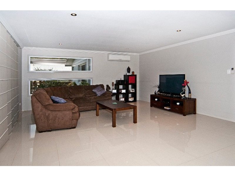 49 Nursery Drive, Middle Ridge QLD 4350