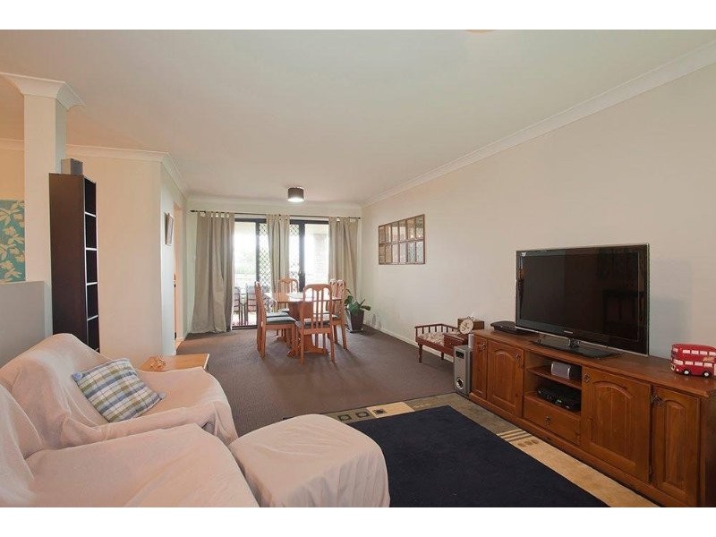 589 Hume Street, Kearneys Spring QLD 4350