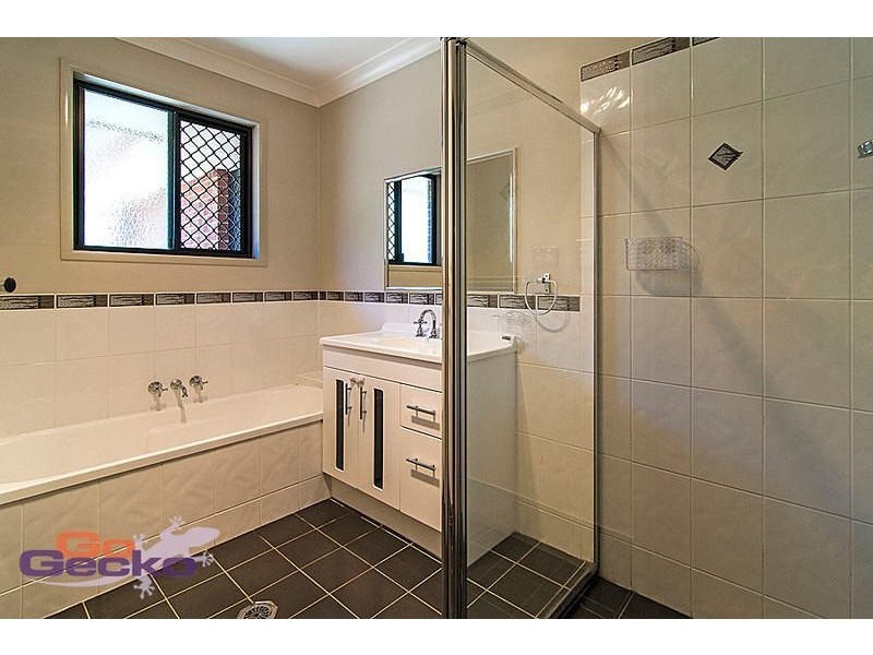 15 Clayton Court, Cotswold Hills QLD 4350