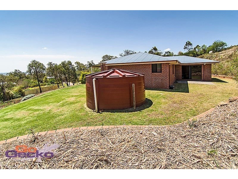 15 Clayton Court, Cotswold Hills QLD 4350