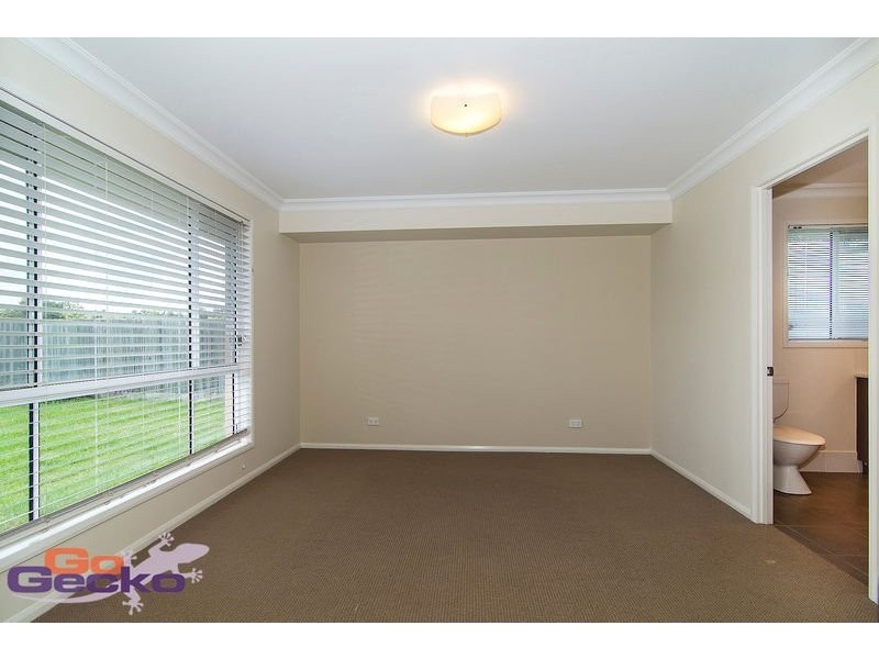 22 Nash Drive, Glenvale QLD 4350