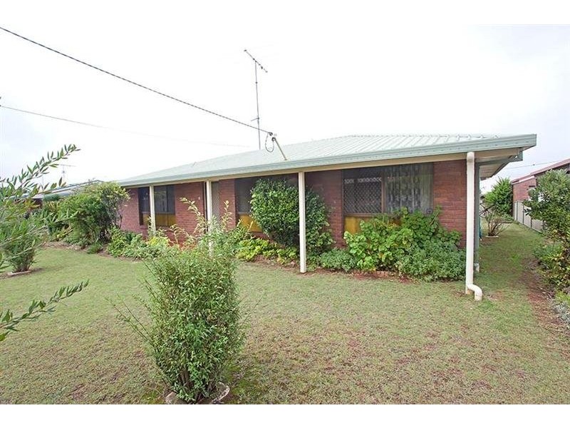 12 Smythe Street, Kearneys Spring QLD 4350