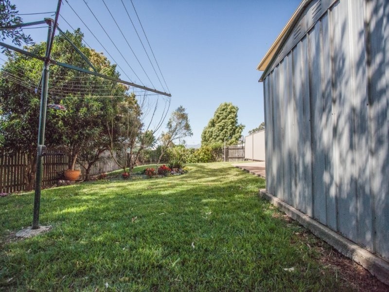 6 Featherstone Court, Rockville QLD 4350