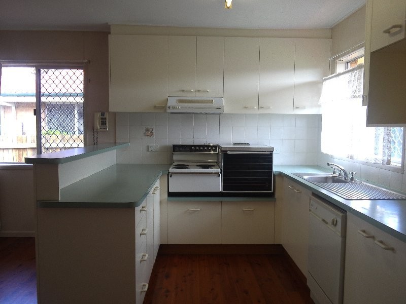 25 Paradise Street, Harristown QLD 4350