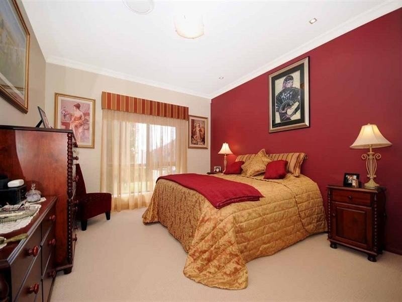 20 Barton Street, Middle Ridge QLD 4350