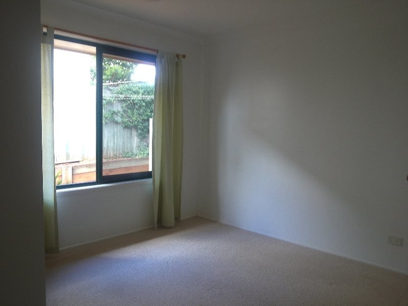 6 Jutsum Street, Middle Ridge QLD 4350