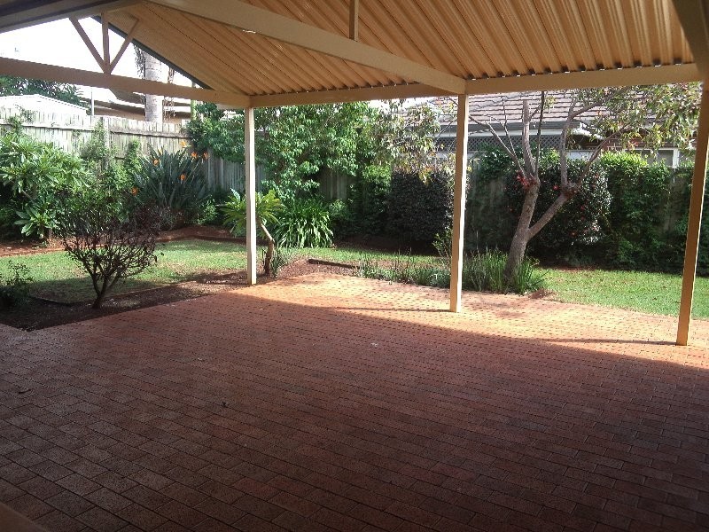 6 Jutsum Street, Middle Ridge QLD 4350