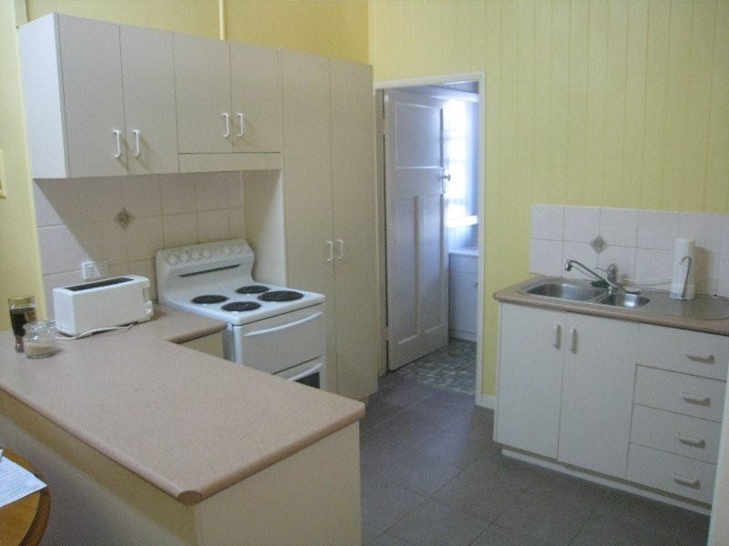 27 Helen Street, Newtown QLD 4350