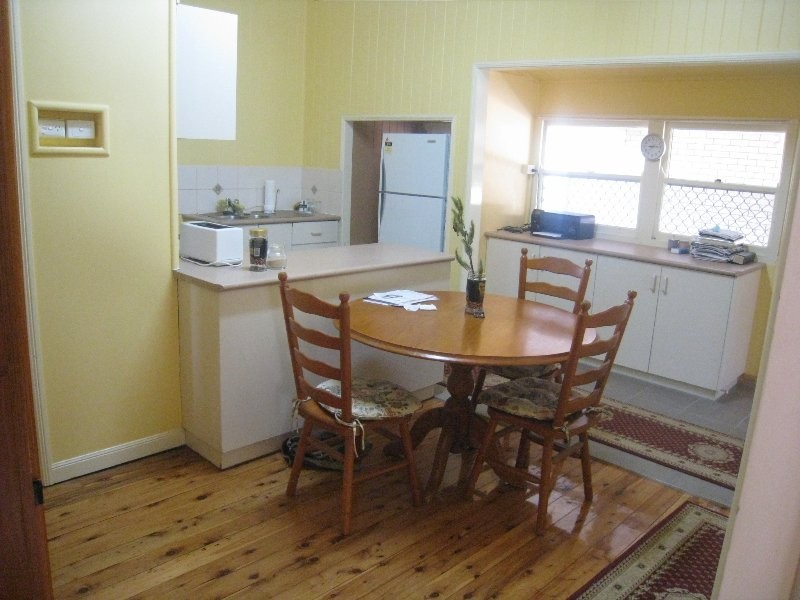 27 Helen Street, Newtown QLD 4350