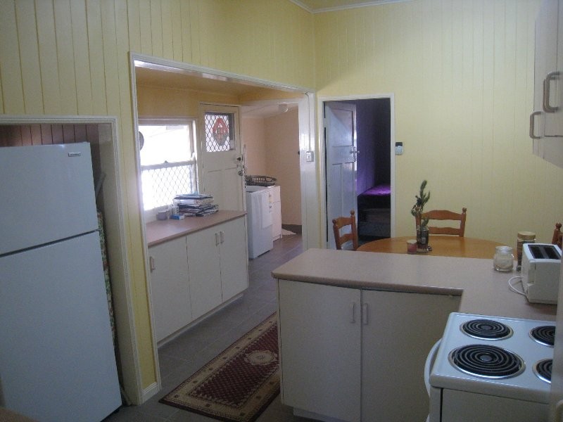 27 Helen Street, Newtown QLD 4350