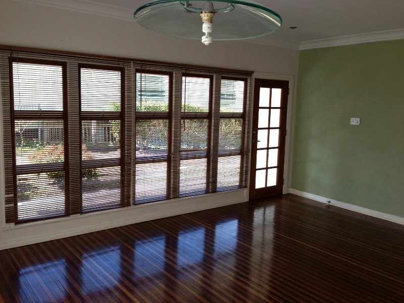 71a Geoffrey Street, Mount Lofty QLD 4350