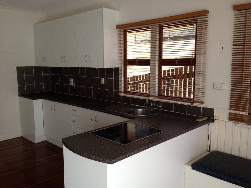 71a Geoffrey Street, Mount Lofty QLD 4350