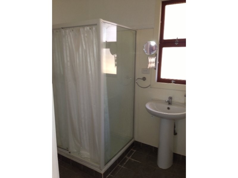 71a Geoffrey Street, Mount Lofty QLD 4350