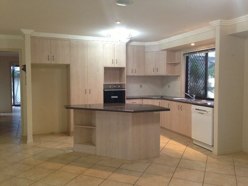 17 Chelwyn Street, Middle Ridge QLD 4350