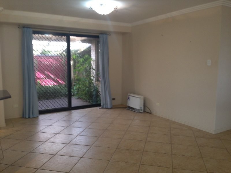 17 Chelwyn Street, Middle Ridge QLD 4350