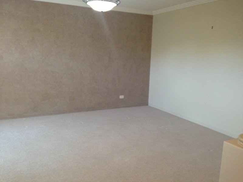 17 Chelwyn Street, Middle Ridge QLD 4350
