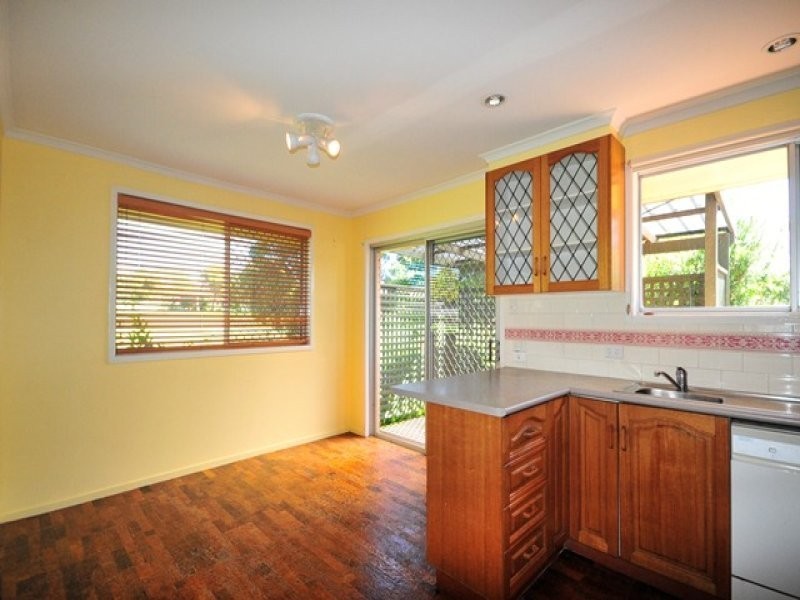 9 Kirklees Street, Newtown QLD 4350