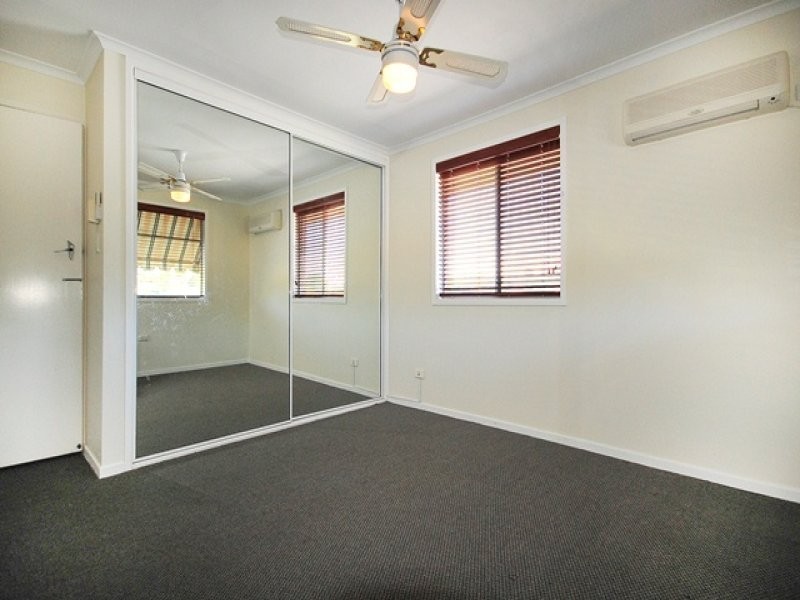 9 Kirklees Street, Newtown QLD 4350