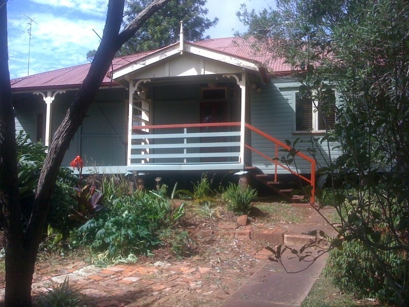 28 Ruthven Street, Harlaxton QLD 4350