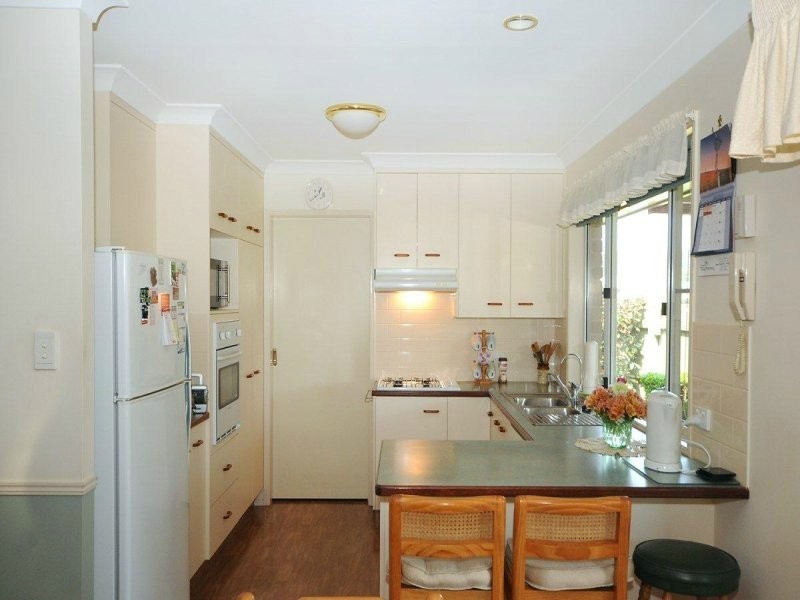 14/279 Mackenzie Street, Centenary Heights QLD 4350