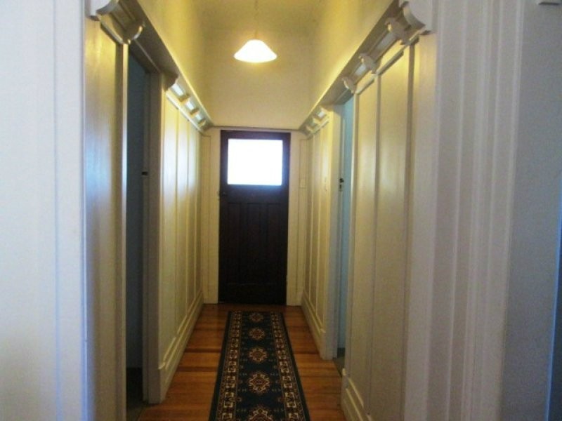 27 Margaret Street, East Toowoomba QLD 4350