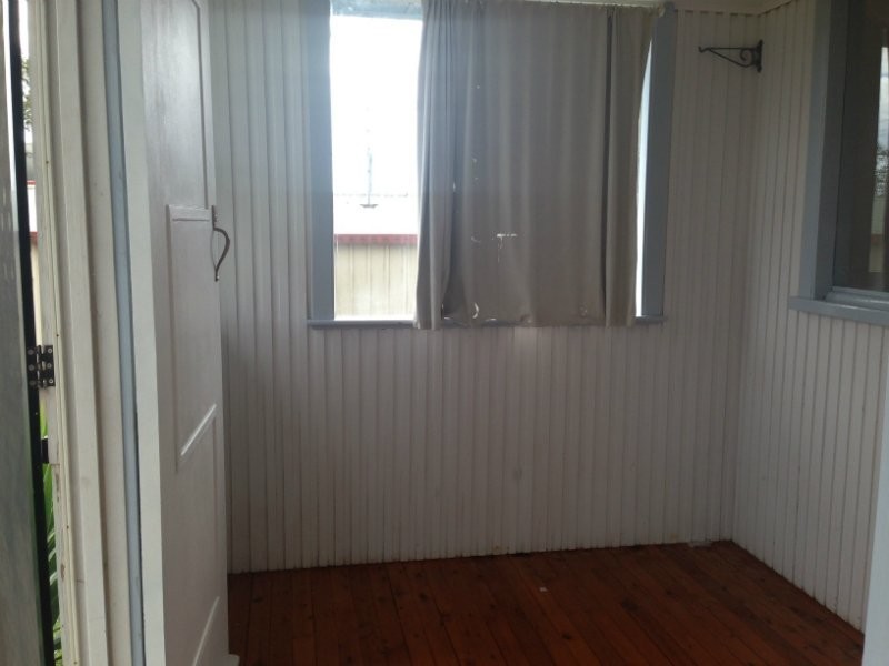 18 Yaldwyn Street, Harristown QLD 4350