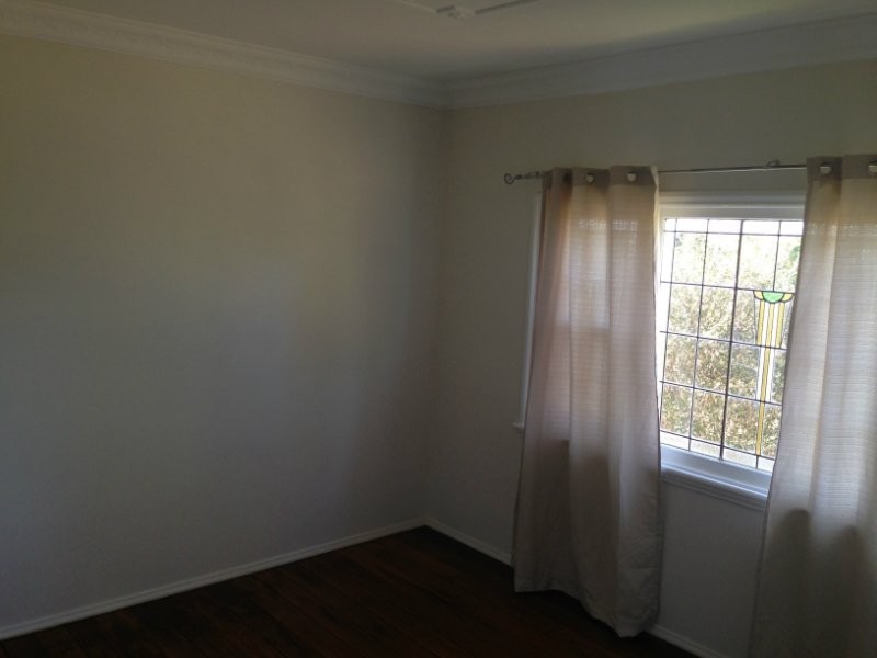 2 Macquarie Street, Centenary Heights QLD 4350