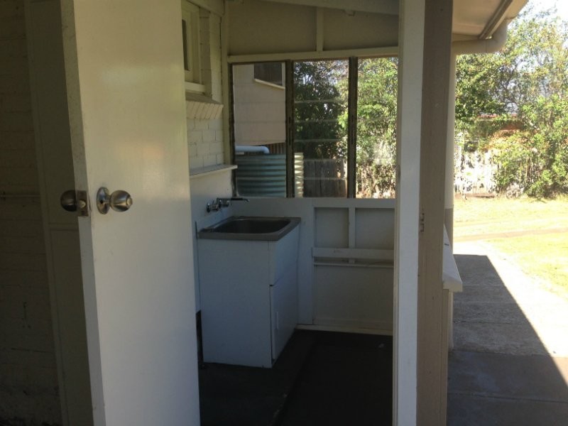 2 Macquarie Street, Centenary Heights QLD 4350