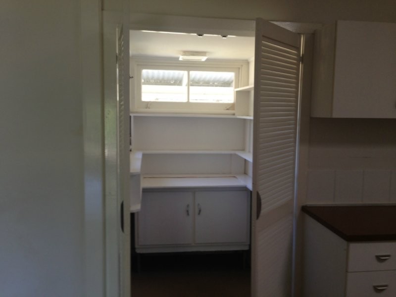 2 Macquarie Street, Centenary Heights QLD 4350