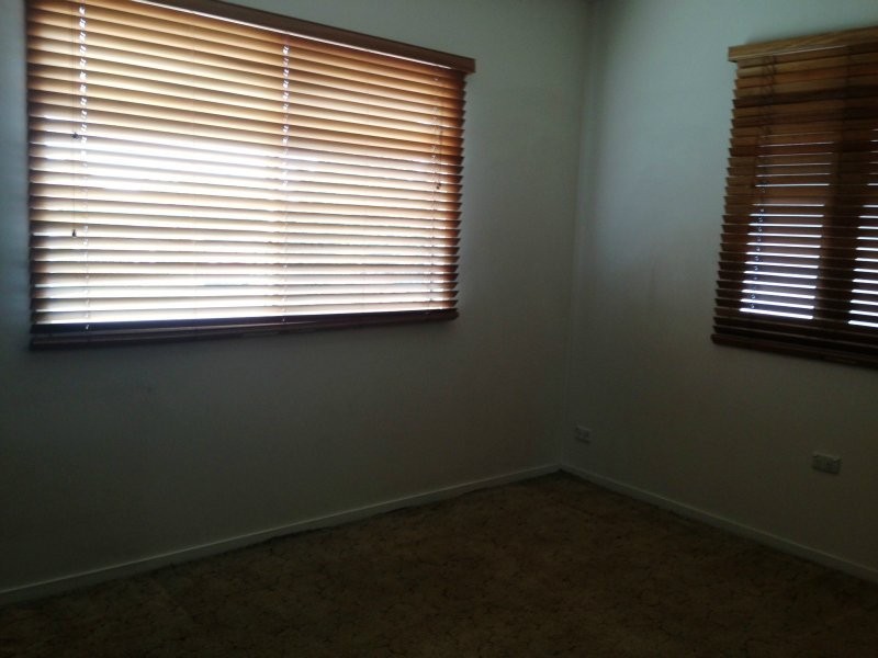 2 Hursley Road, Newtown QLD 4350