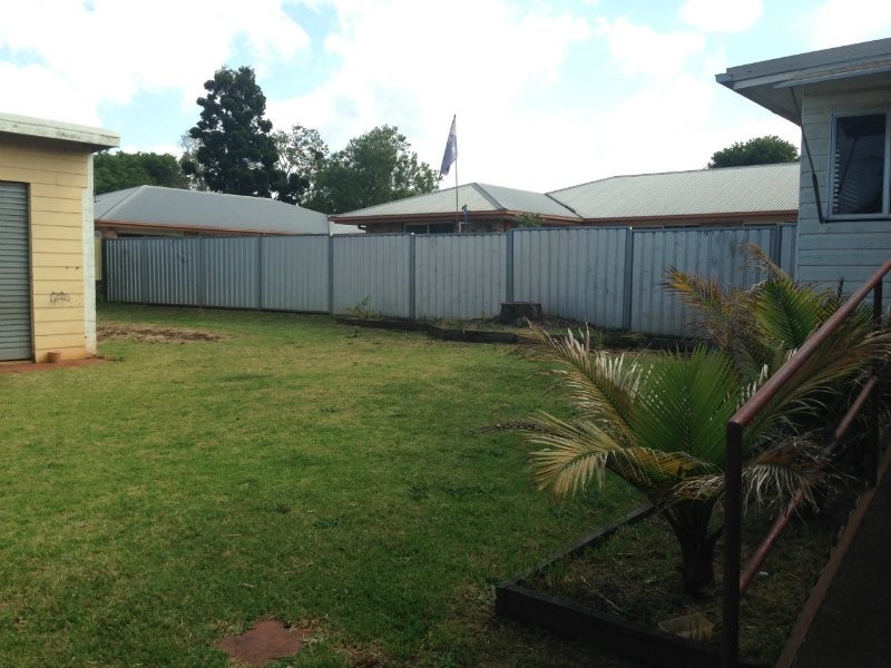 2 Hursley Road, Newtown QLD 4350