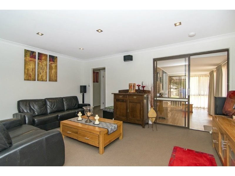 48 Cleary Street, Centenary Heights QLD 4350