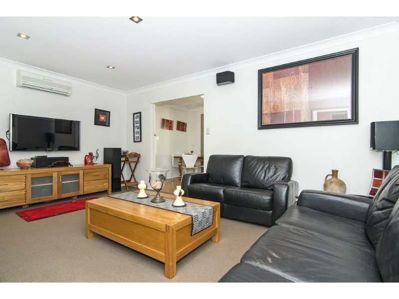 48 Cleary Street, Centenary Heights QLD 4350