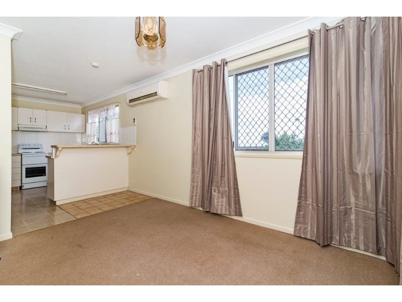 1/68 Hursley Road, Newtown QLD 4350