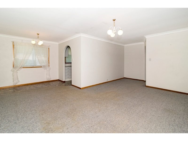 38 Riethmuller Street, Kearneys Spring QLD 4350