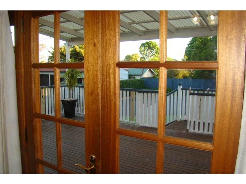 194 Campbell Street, Newtown QLD 4350