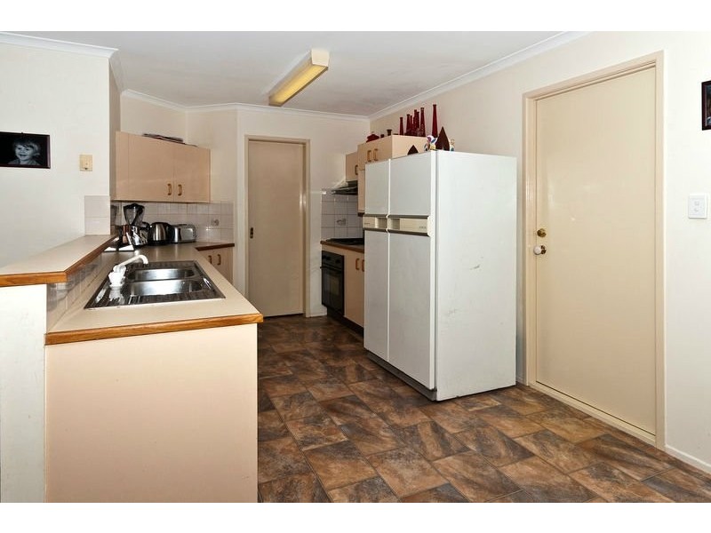 27 Poinciana Street, Newtown QLD 4350