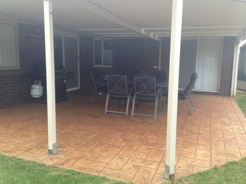 10 Evergreen Court, Glenvale QLD 4350