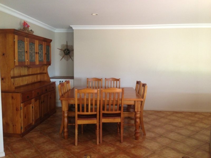 17 Wood Drive, Middle Ridge QLD 4350