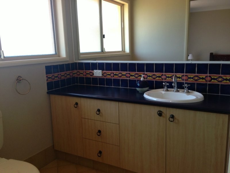 17 Wood Drive, Middle Ridge QLD 4350