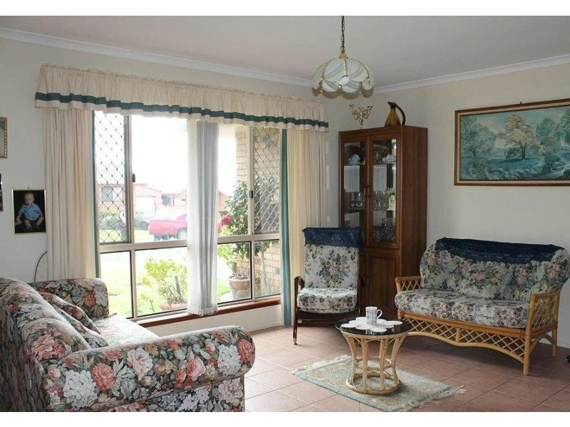 10 Donna Court, Kearneys Spring QLD 4350