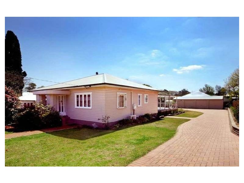 1 Boyden Street, East Toowoomba QLD 4350