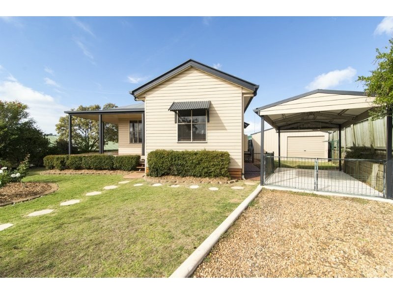 12 O’Beirne Street, Kearneys Spring QLD 4350