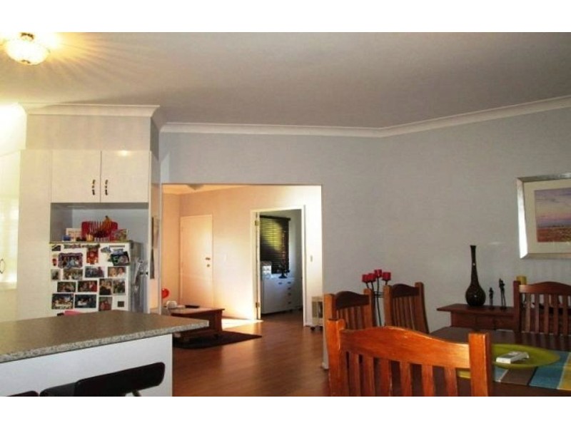 26 Geoffrey Street, Mount Lofty QLD 4350