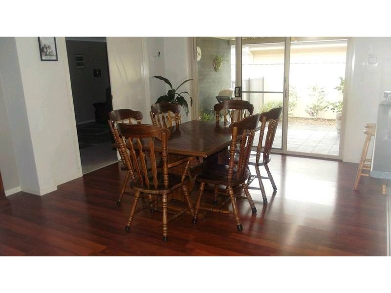 8 Conder Crescent, Metford NSW 2323